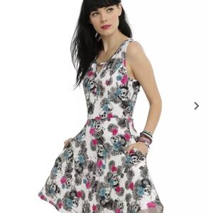 Hot Topic 🔥💀 Dress